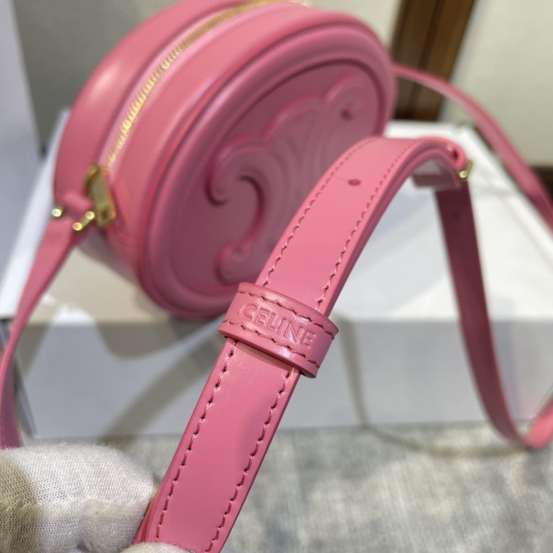 Ce1i*e triomphe bags